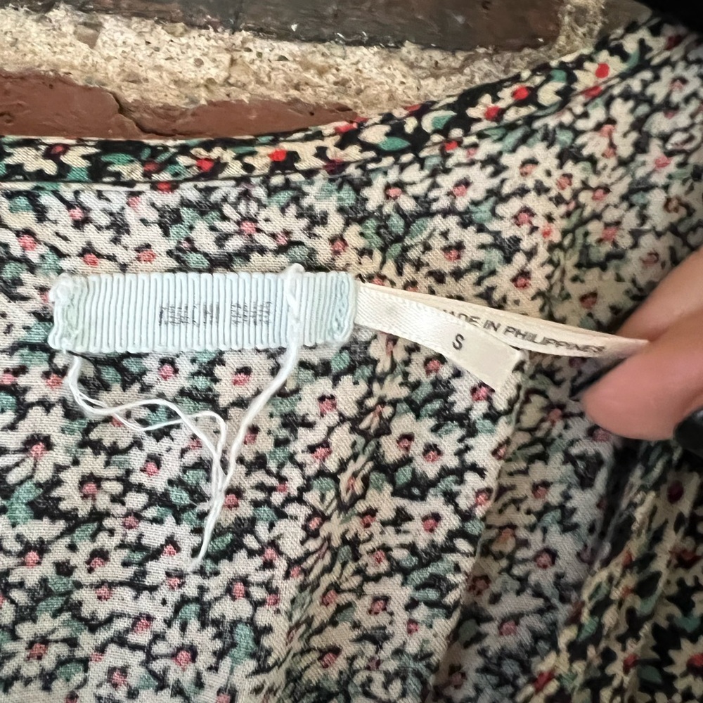 SOLD Floral romper - Picture 8 of 8